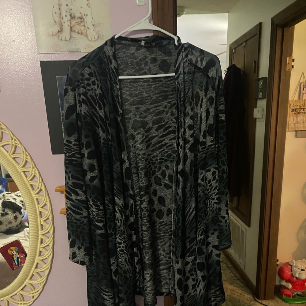 Haani Black and Gray Knit Cardigan